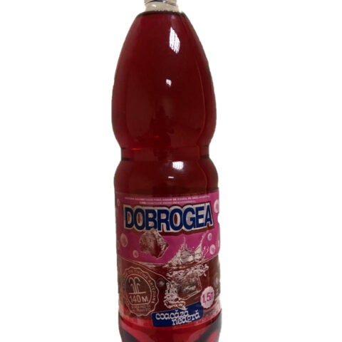 Вода "Dobrogea" черная смородина 1,5 л.